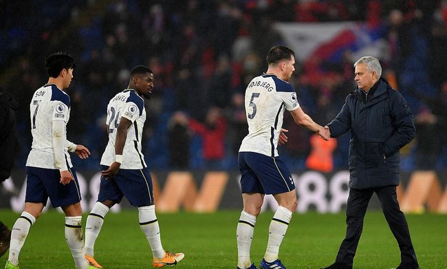 老将替补改变局势，主帅称其不可替代